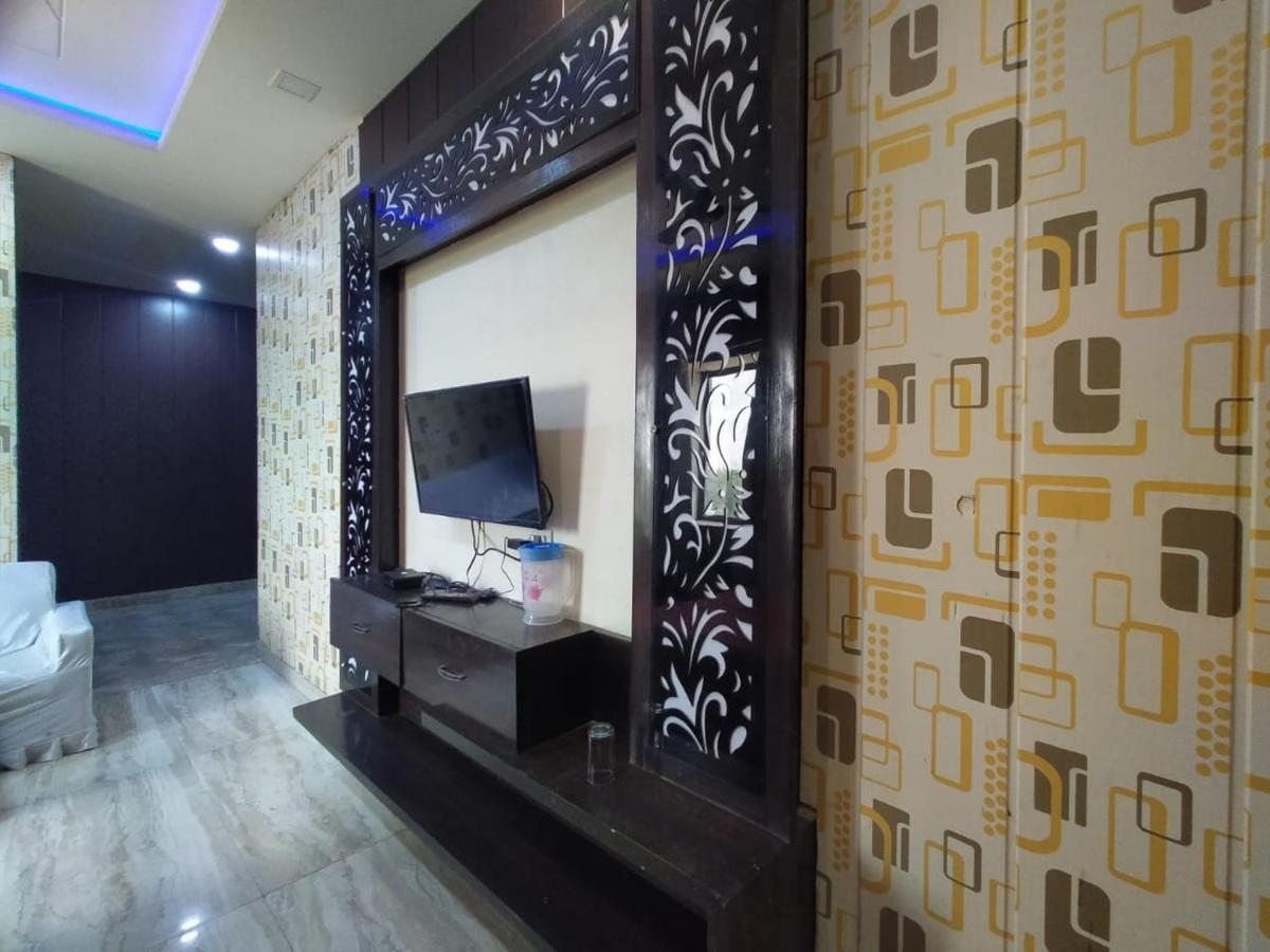 Hotel Prakash Regency Hapur Eksteriør bilde